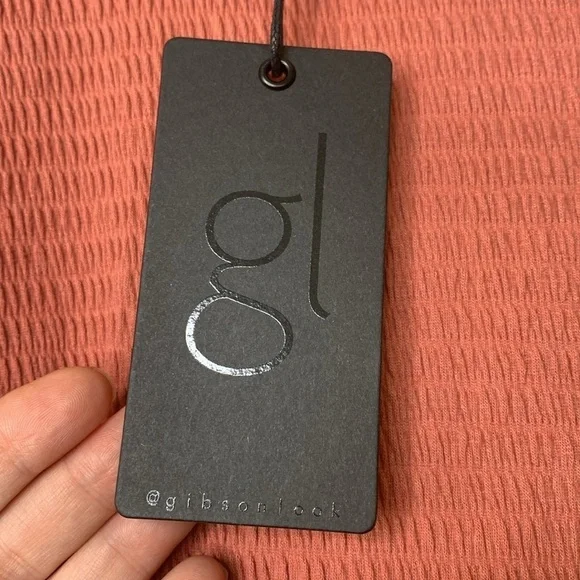 Gibson Look | NWT Terracotta Textured Semi Cold Shoulder Stretch Top M - Picture 6 of 11